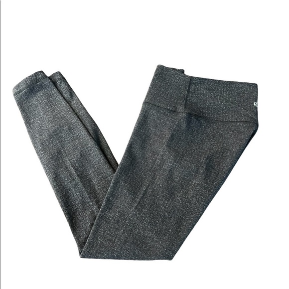 LULULEMON WOMENS GRAY ATHLETIC LEGGINGS SIZE 6 - Picture 4 of 9